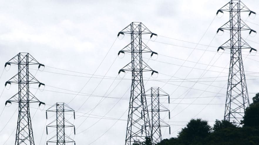 AEE afirma que mayoría de clientes tendrá hoy energía eléctrica