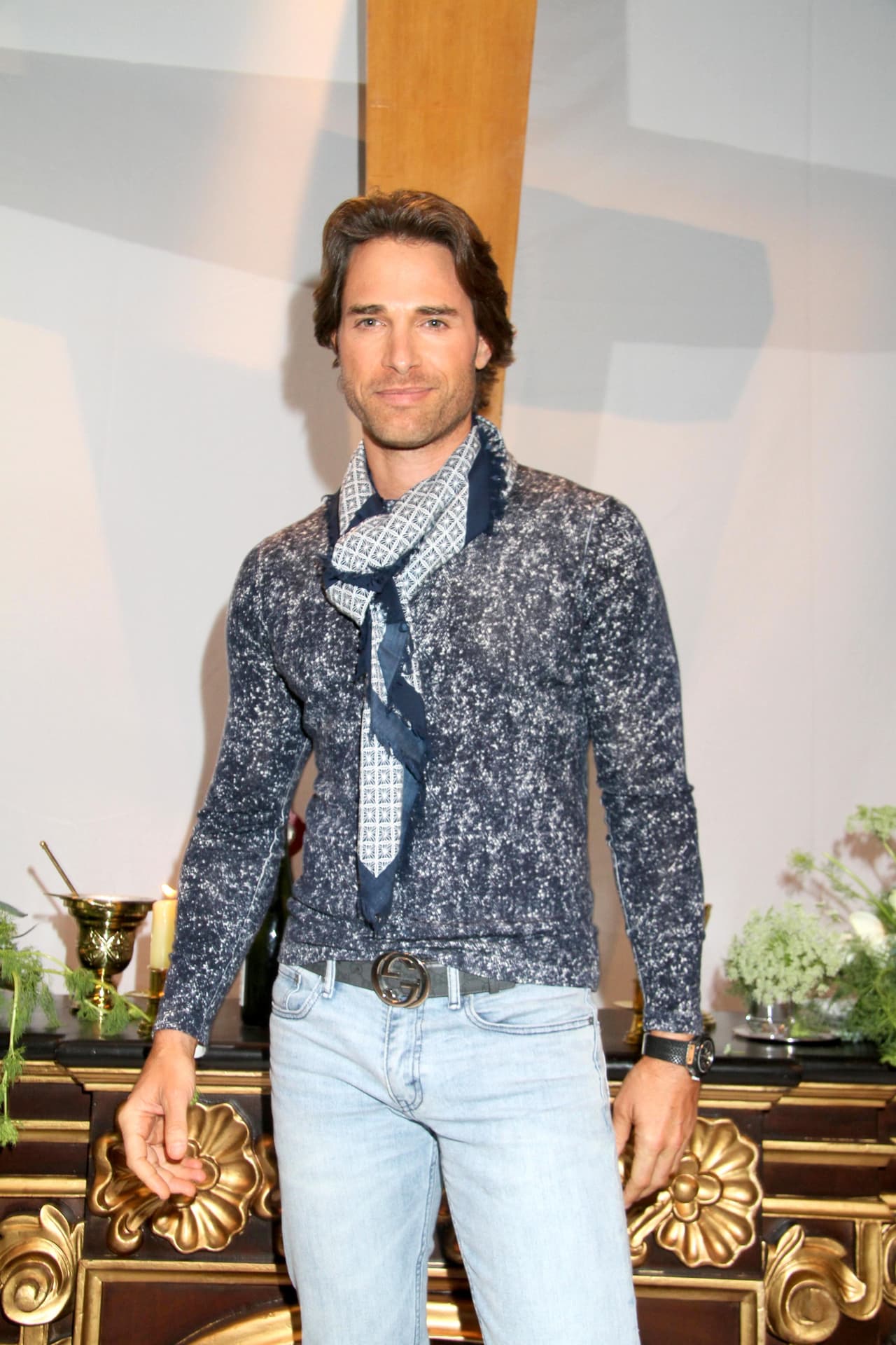 Sebastián Rulli nos tiene acostumbrados a verlo con el cabello un poco largo.