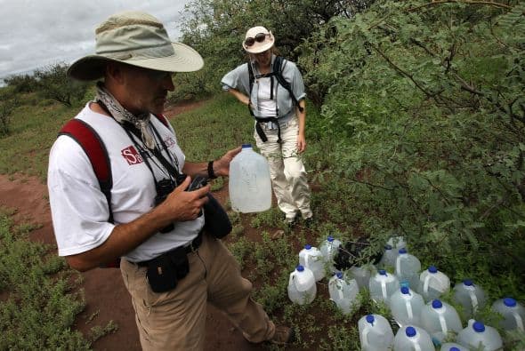 Calderón dijo que ley "corrige lo que está funcionando mal" y "privilegia el respeto y la protección de los derechos humanos".