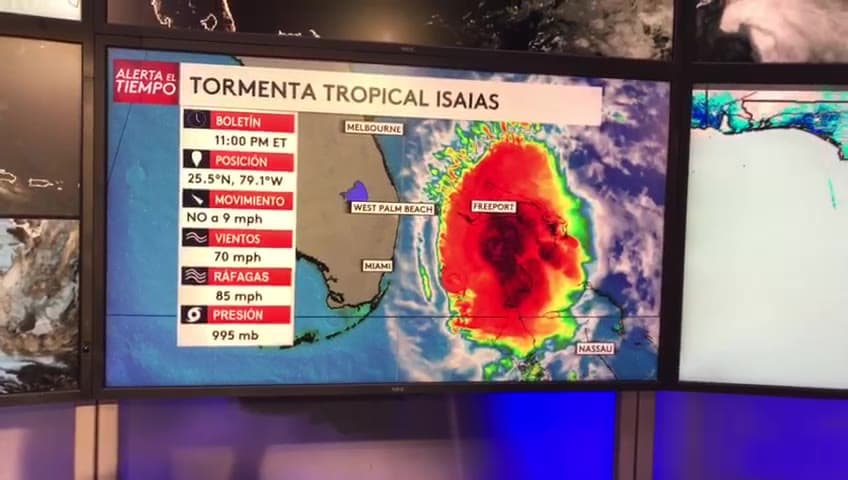 Isaías se mantiene como tormenta tropical pero llegará a ser nuevamente huracán