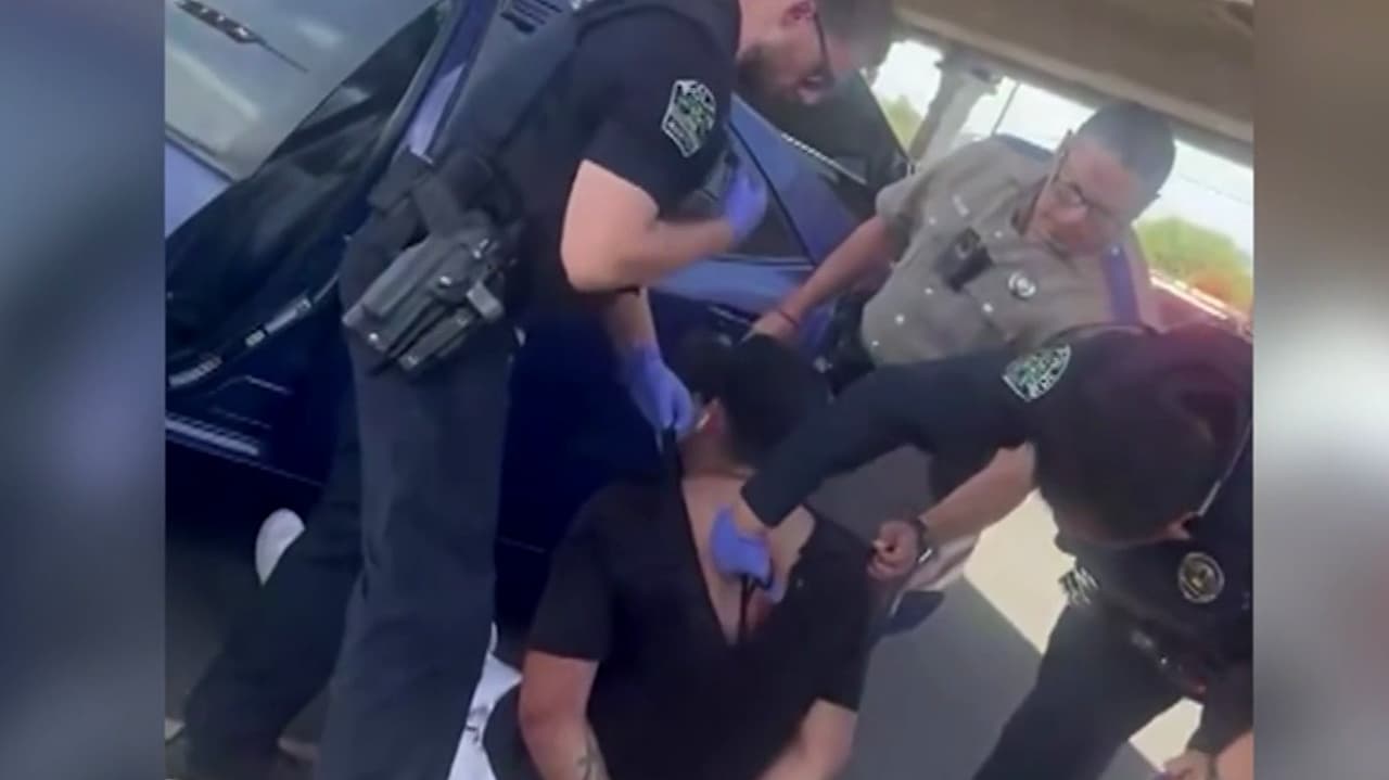 Exigen respuestas: congresista visita a migrante venezolano, Wilbert Garcés, baleado por ICE en Texas
