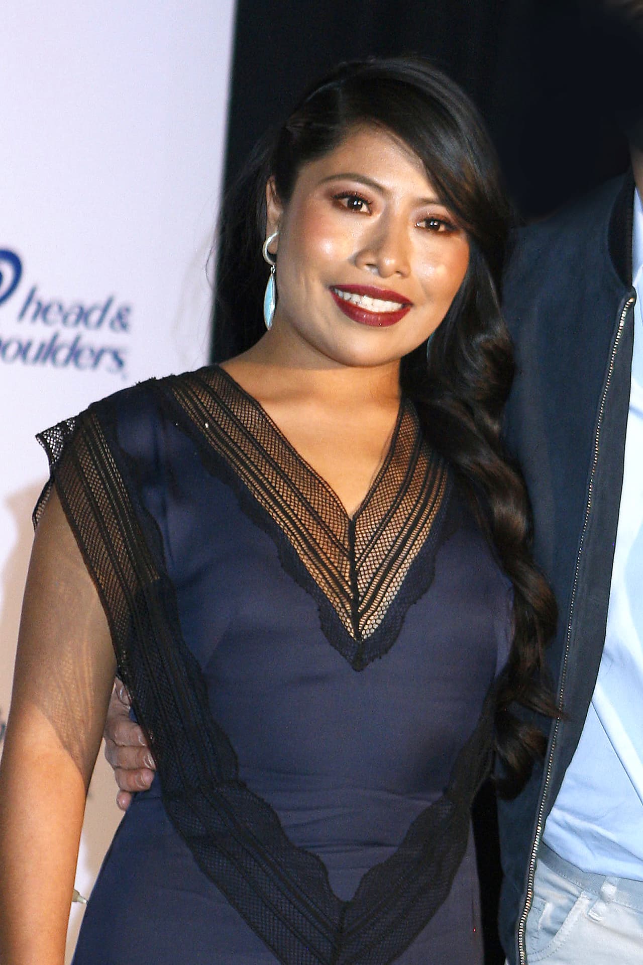 “Si las personas lo dicen o lo comentan, tampoco hacer oídos sordos. Simplemente es retomar lo que te están diciendo, si es bueno o si es malo,
<b>tú sabrás elegir lo que realmente te va a ayudar</b>”, recomendó.