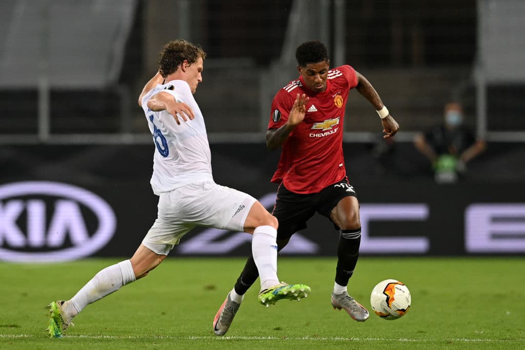 Con gol de Bruno Fernandes desde el punto penal, el Manchester United consigue su pase a la siguiente ronda y esperan rival en las semifinales.