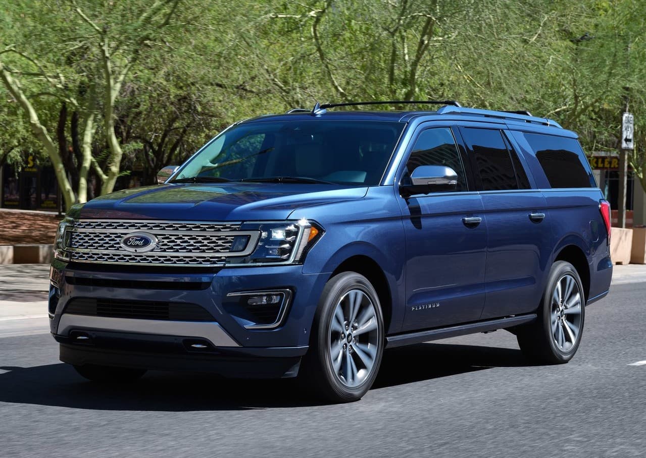 <h3 class="cms-H3-H3"><b>2do. lugar en el segmento de las SUV de tamaño completo</b></h3>
<br>
<br>
<u><b>Ford Expedition</b></u>
<br>
<br>
<b>Puntaje general: </b>7.8 de 10
<br>
<b>Calificación de seguridad promedio de la NHTSA: </b>5.0 de 5.0