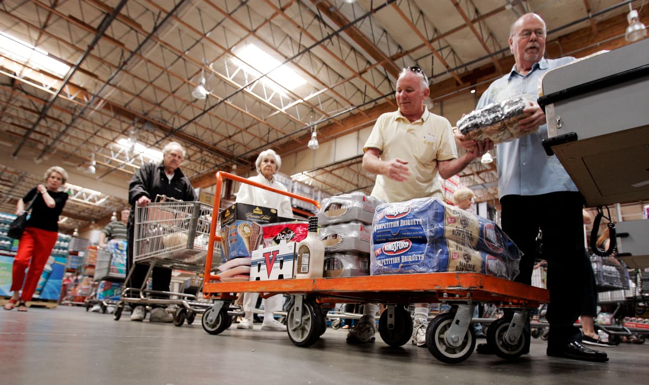 Mientras que en Estados Unidos las cifras se están disparando y expertos temen que entre otros factores, se deba a la exposición inconsciente del virus.