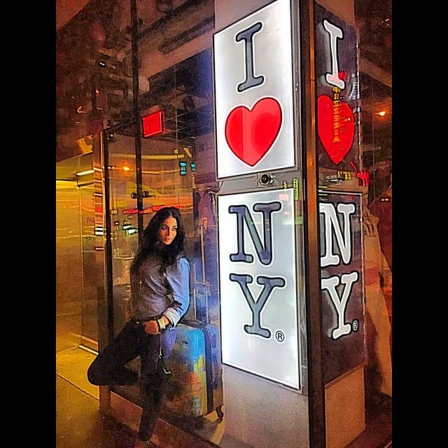 Este domingo en el segundo show de NBL VIP, se revelarán los nombres de las dos participantes que entrarán a la competencia. No te lo pierdas a las 8/7C por Univision.