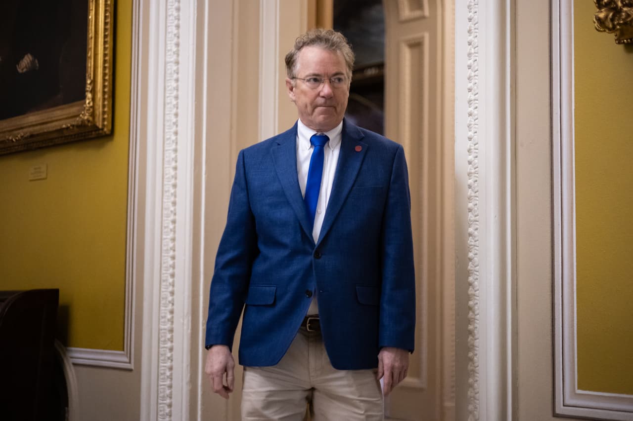 Rand Paul pide que jefes de ICE, CBP y USCIS testifiquen ante el Comité de Seguridad Nacional del Congreso