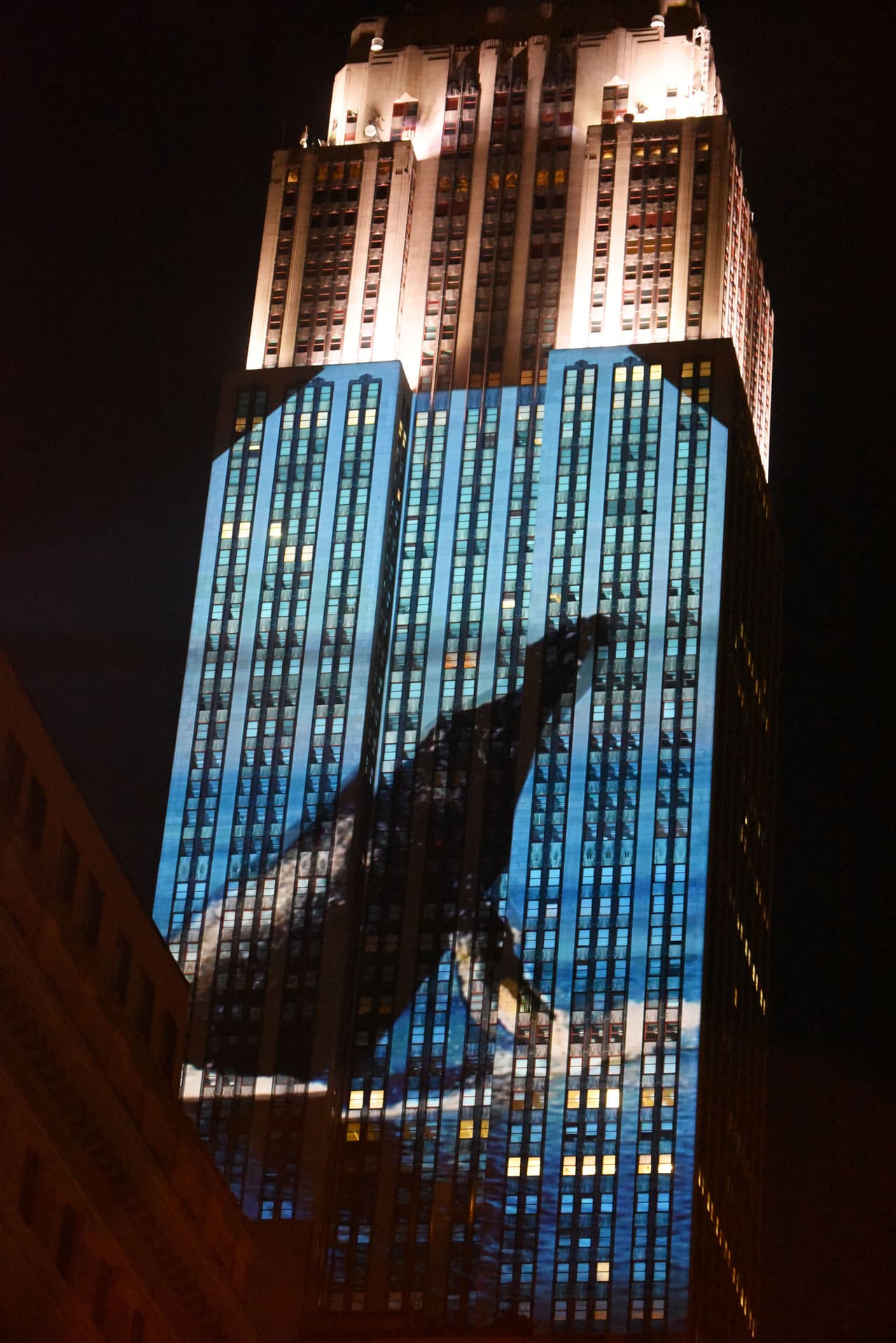 El show de luces fue el primero en su tipo, por las proyecciones en vivo.