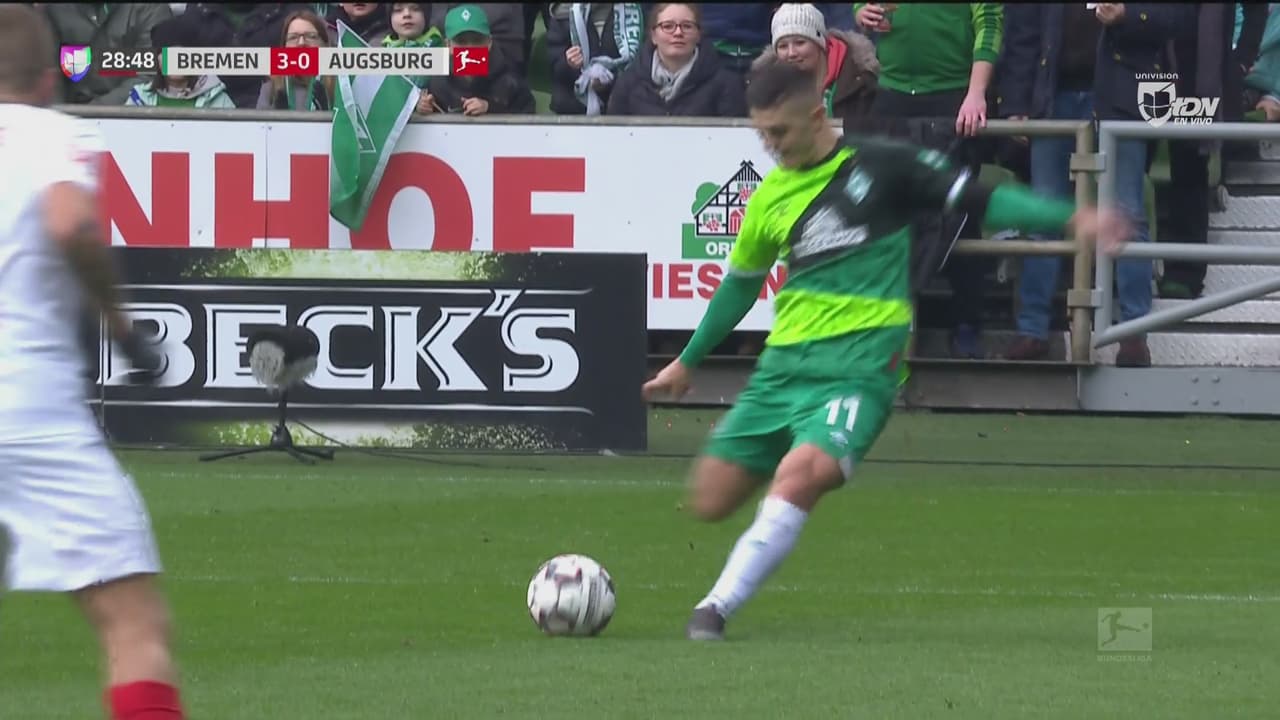 ¡Pónganle un monumento a Rashica!