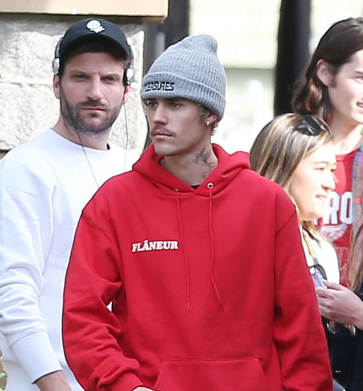 Bieber, de 25 años, emitió unas expresiones en Instagram en las que abordó el abuso de drogas y sus relaciones abusivas: "Empecé a consumir drogas duras a los 19 y 
<b><a href="https://www.univision.com/famosos/la-confesion-mas-dura-de-justin-bieber-drogas-pesadas-relaciones-abusivas-e-irrespeto-a-las-mujeres-fotos" target="_blank">abusé de todas mis relaciones</a></b>. Me volví resentido, irrespetuoso con las mujeres y enojado".
<br>