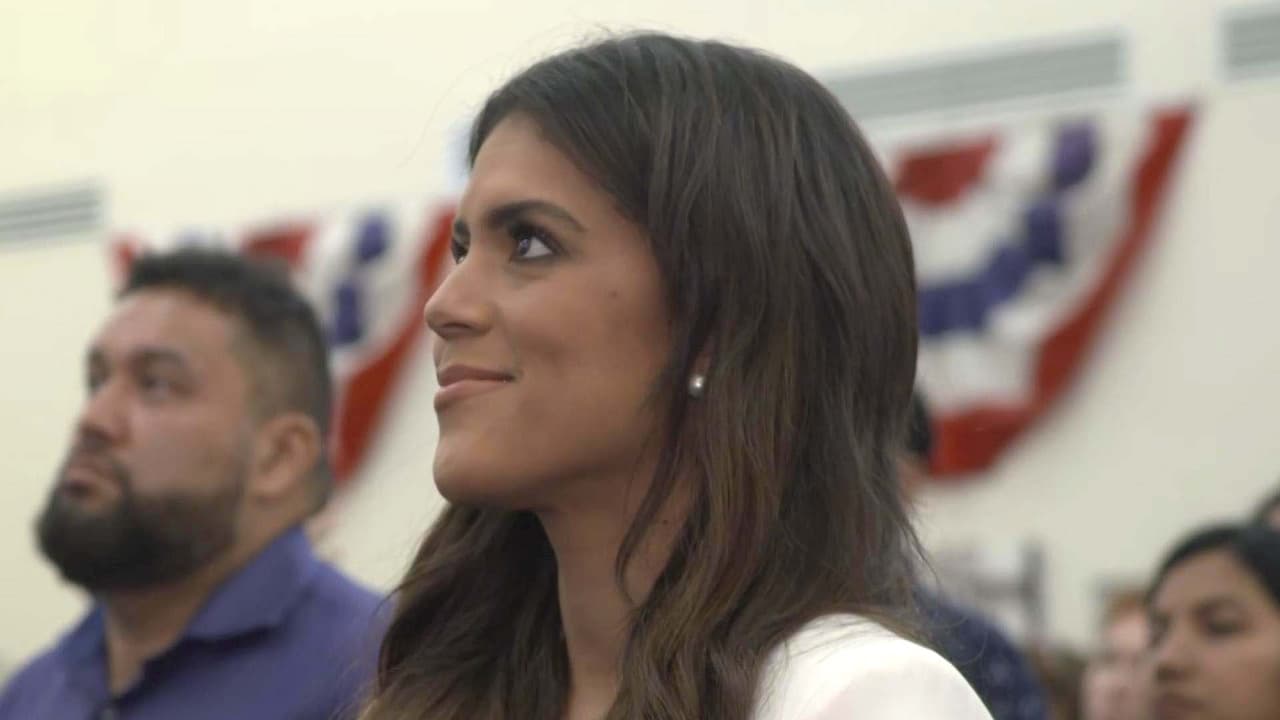 "Qué emoción": así fue el momento en que Francisca se convirtió en ciudadana estadounidense