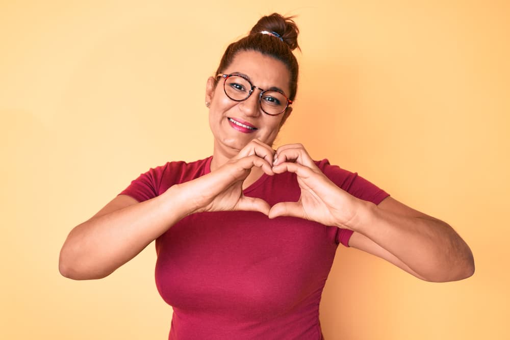 <b>PISCIS:</b>
<br>Este 2021 irás más allá y prestarás servicio humanitario a las personas de tu comunidad menos favorecidas.