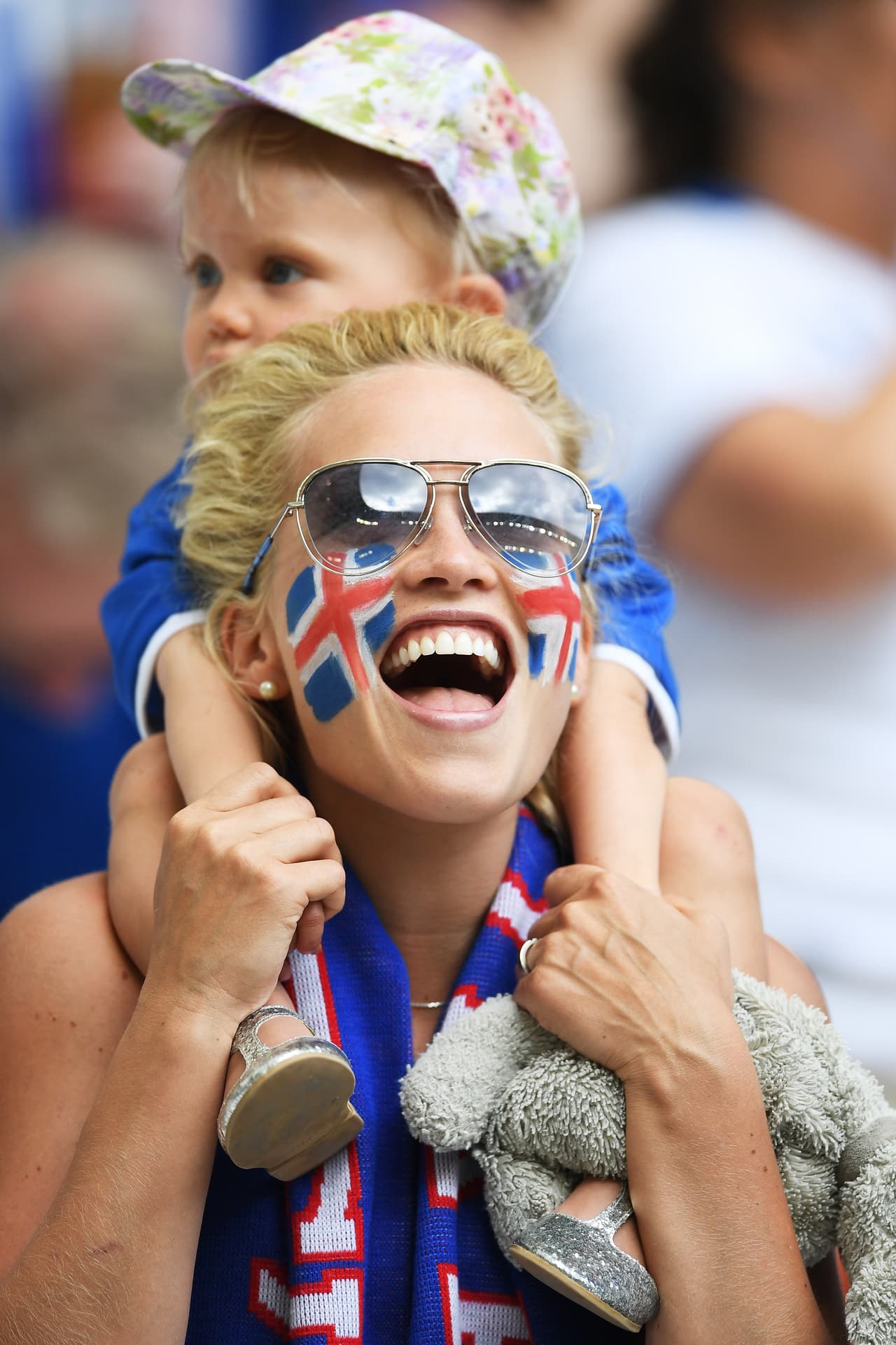 Los partidos entre Bélgica vs. Irlanda, Islandia vs. Hugría y Portugal vs. Austria tuvieron un ambiente digno de una revisada visual que a continuación te presentamos.