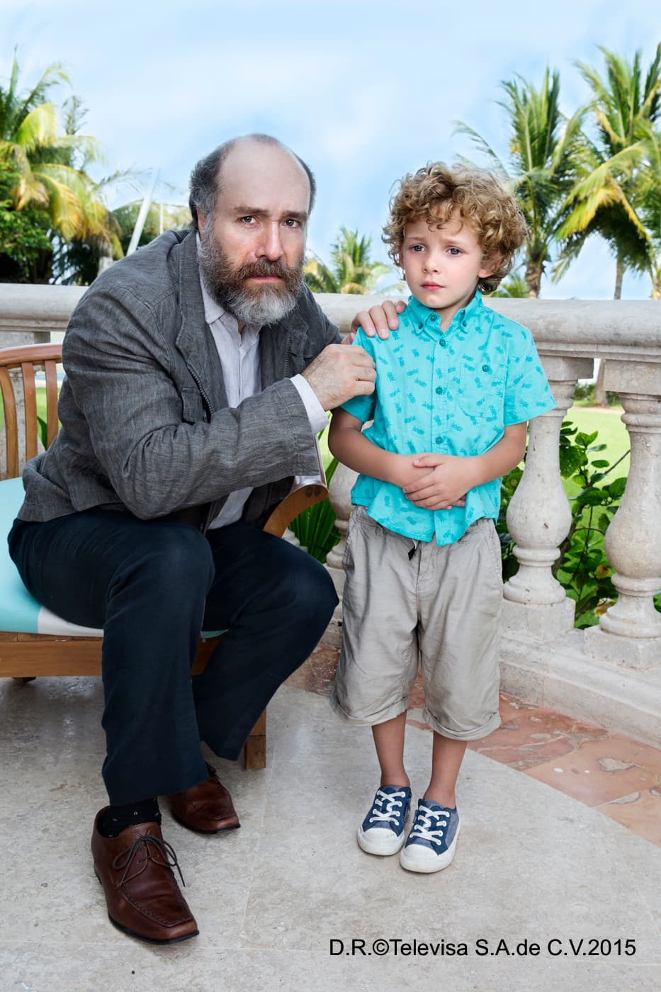 Odiseo Bichir es "Omar", un hombre amargado y rencoroso. Es viudo y ve a su hijo como un estorbo.