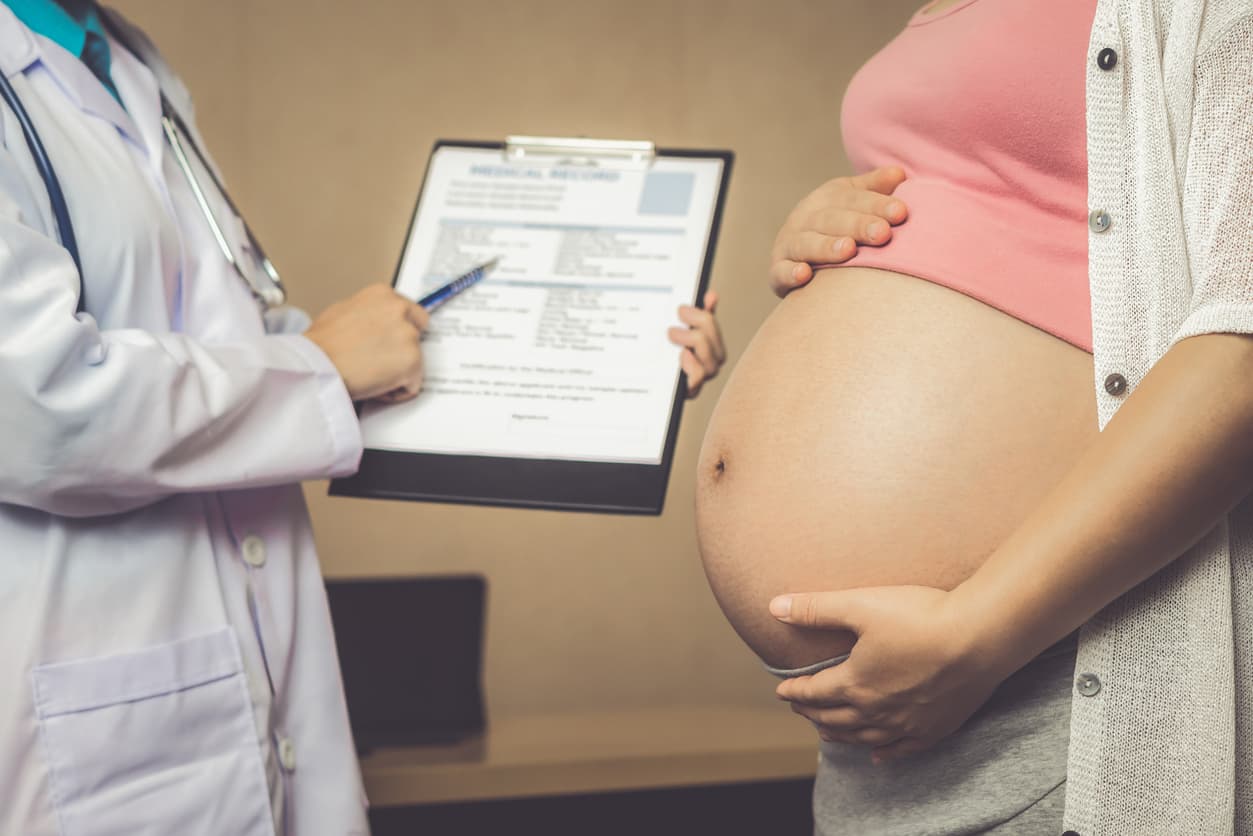 O plano de parto elaborado pela gestante deverá ser integrado ao seu prontuário médico quando der entrada no hospital ou clínica.