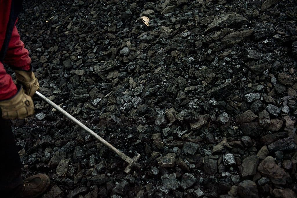 <h3 class="cms-H3-H3">La Morita</h3>
<br>
<b>2001</b>
<br>
<br>En septiembre de 2001, 12 mineros muerieron a consecuencia de una explosión en la mina La Morita. El estallido fue producido por exceso de gas metano acumulado en un pozo de 45 metros de profundidad.
<br>
<br>Un minero mexicano rompe carbón extraído de un pozo en el estado de Coahuila.