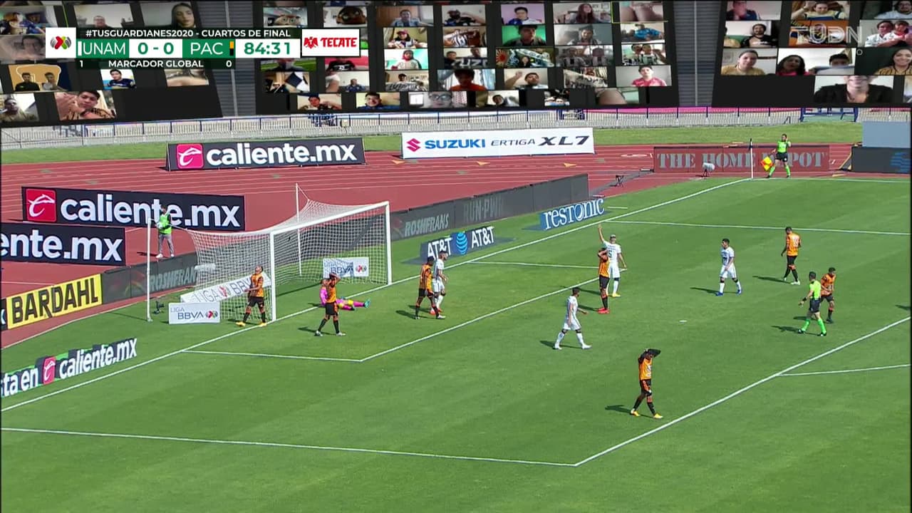 ¡TIRO ATAJADO! disparo por Roberto Nurse.