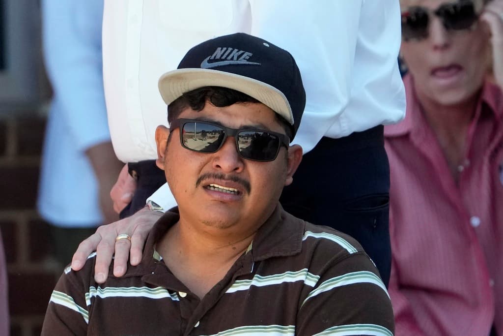 "Salté por la ventana": así se salvó uno de los 10 sobrevivientes del tiroteo en Texas