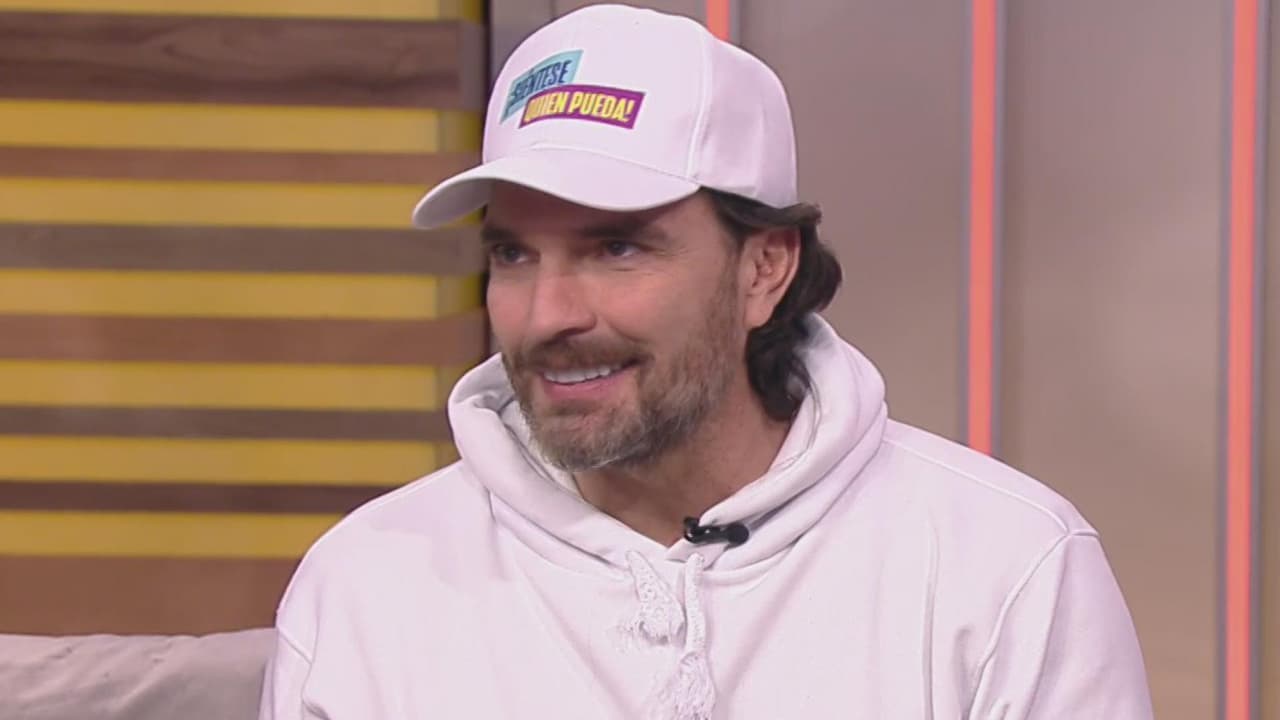 "Con bebé nuevo": Julián Gil nos dio un adelanto de lo que tendrá el estreno de ¡Siéntese Quien Pueda!