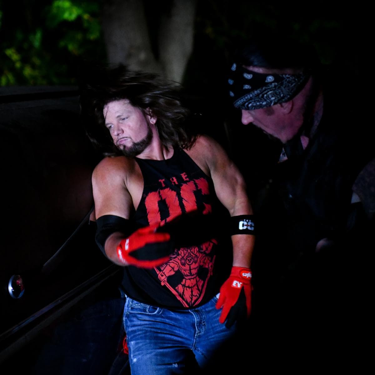 Undertaker derrotó a AJ Styles, Braun Strowman ganó el Campeonato Universal a Goldberg y por la parte femenina, Alexa Bliss y Nikki Cross derrotaron a las ‘Guerreras Kabuki’ llevándose el Campeonato femenino WWE Tag Team por segunda ocasión.