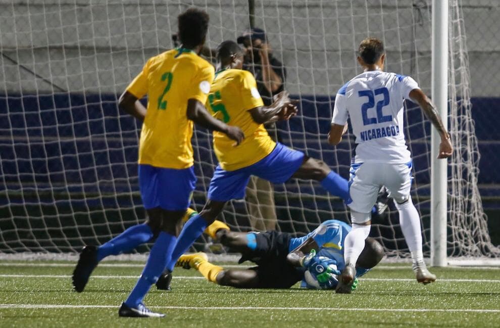 San Vicente y las Granadinas 
<b>1-0</b> Nicaragua.