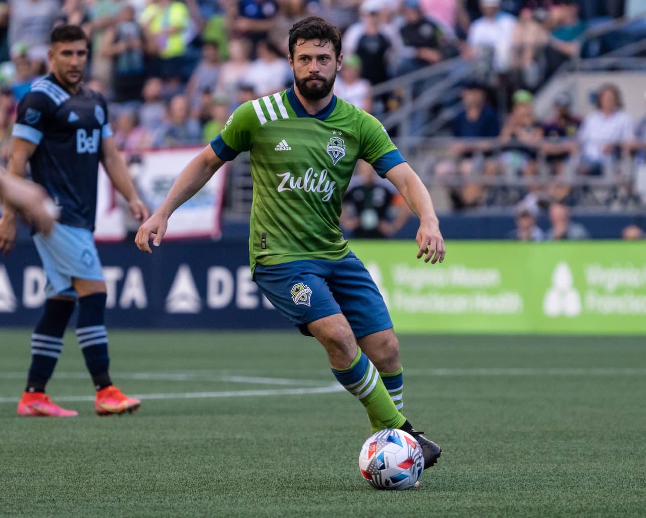 Llegado desde el Botafogo, el brasileño fue uno de los jugadores que empujaron a los Sounders a la final por la MLS Cup en 2020 y es uno de los motores del equipo que domina la Conferencia Oeste en 2021.
<br>