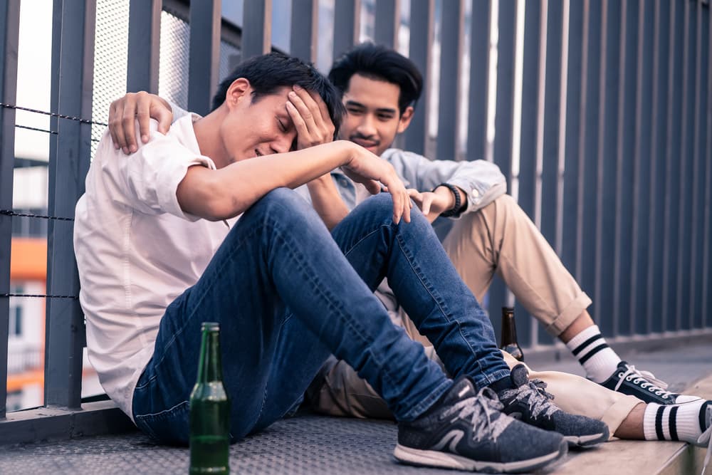 <b>TAURO</b>
<br>Son muy prudentes y sentimentales, así que si tienen que darle a un ser querido una mala noticia, querrán consentirlo o apapacharlo, para intentar relajarles y hacerle sentir mejor, en la manera más conveniente que tengan a la mano.