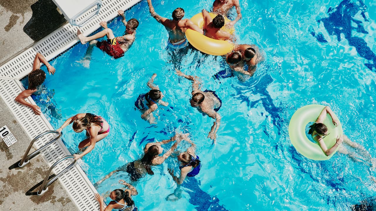 Este verano habrá piscinas comunitarias en Filadelfia y la ciudad busca contratar 400 salvavidas