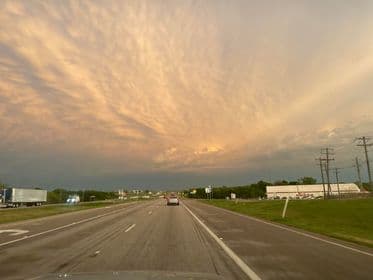 En Dallas, Karla Rivas captó este cielo, tras el paso de tormentas severas por el norte de Texas.