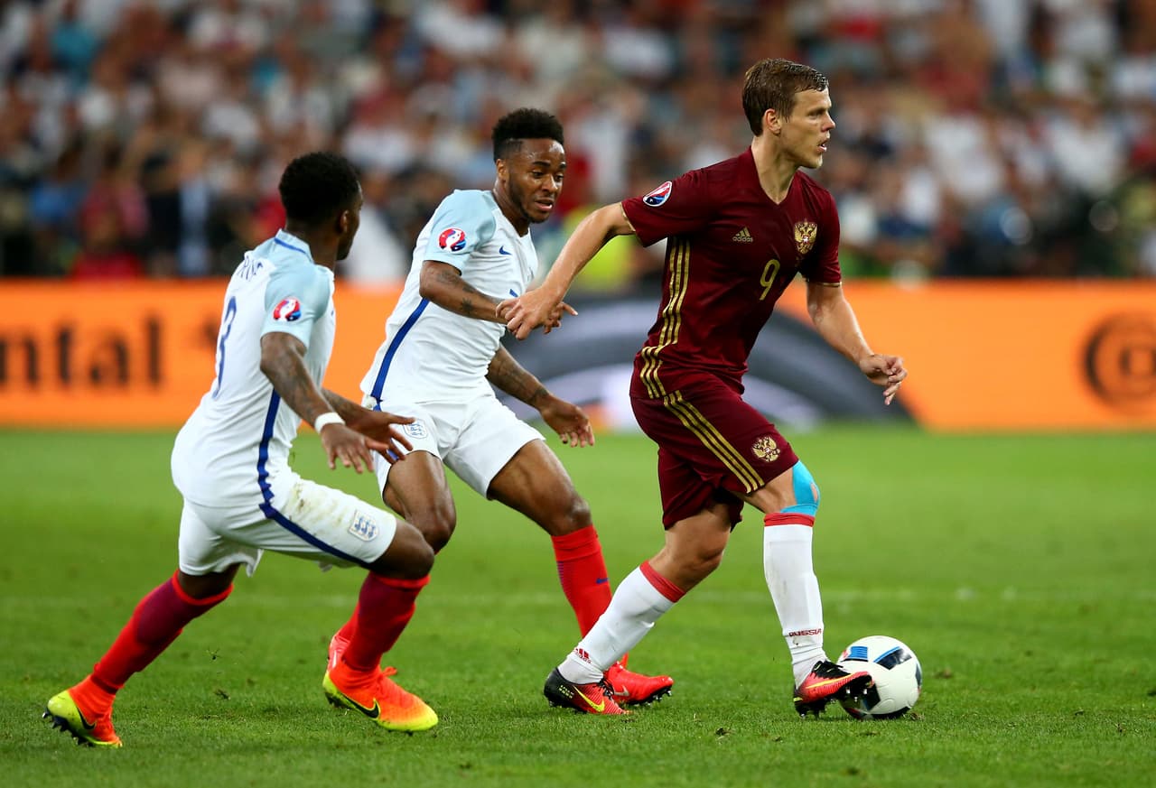 Combinado con un primer tiempo de mala puntería por parte de los ingleses hicieron que al medio tiempo nos fueramos con el 0-0.