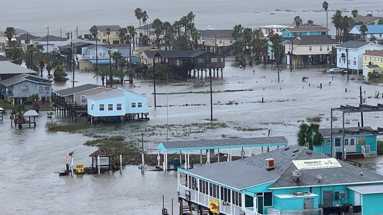 Las lluvias podrían continuar en el área de Houston hasta el miércoles, aunque todo puede cambiar.