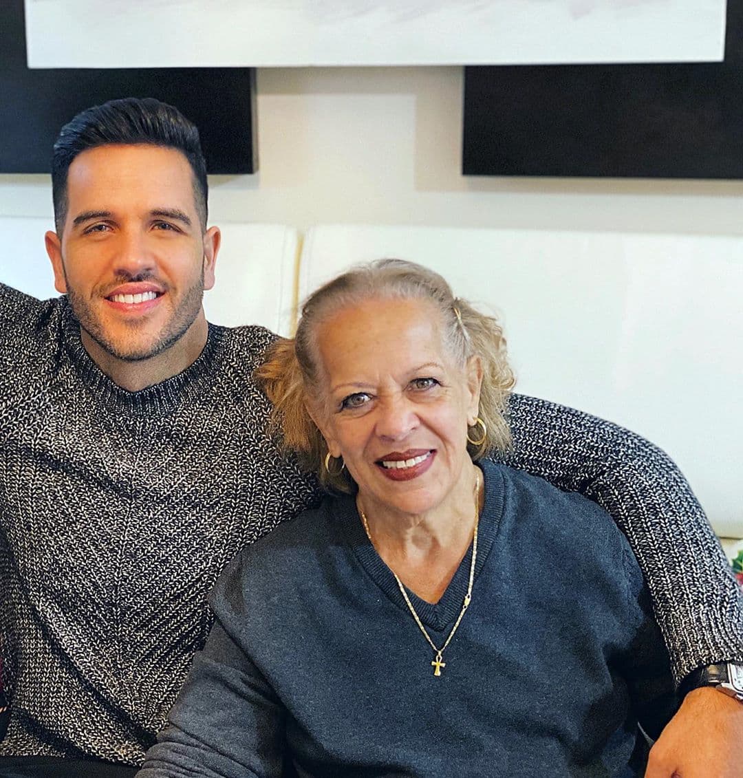 Yisus también envió un amoroso mensaje a su mamá por su cumpleaños, y aseguro que por ahora le debe el abrazo.