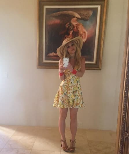 De acuerdo con AP, la demanda busca resarcir daños no especificados y una orden judicial que prohíba permanentemente a Elia difundir cualquier información sobre Britney.