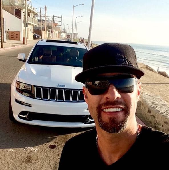 Su segundo modelo favorito es esta 
<b>Jeep Grand Cherokee SRT.</b>