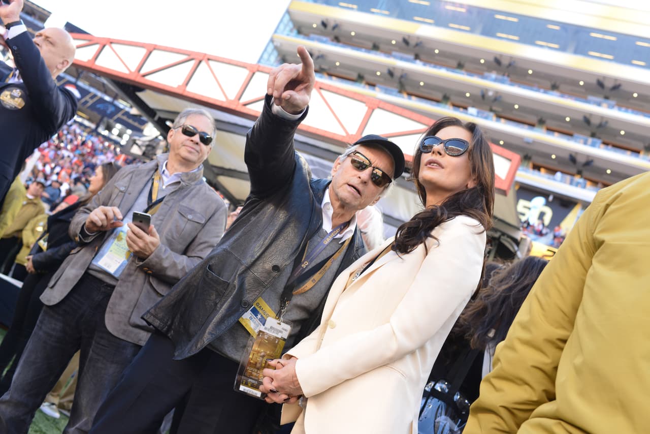 Son unos apasionados del Super Bowl.