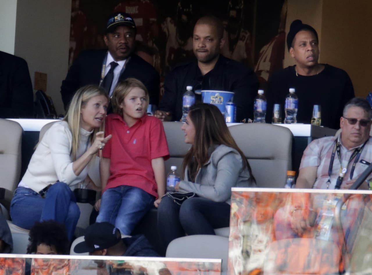 La ex mujer de Chris Martin se veía de lo más contenta.