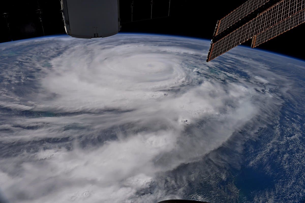 Randy Bresnik, astronauta de la Estación Espacial Internacional, tomó esta fotografía de Irma desde el espacio el 9 de septiembre de 2017. “Los tentáculos del arco de olas de Irma, como garras en camino hacia Florida”.