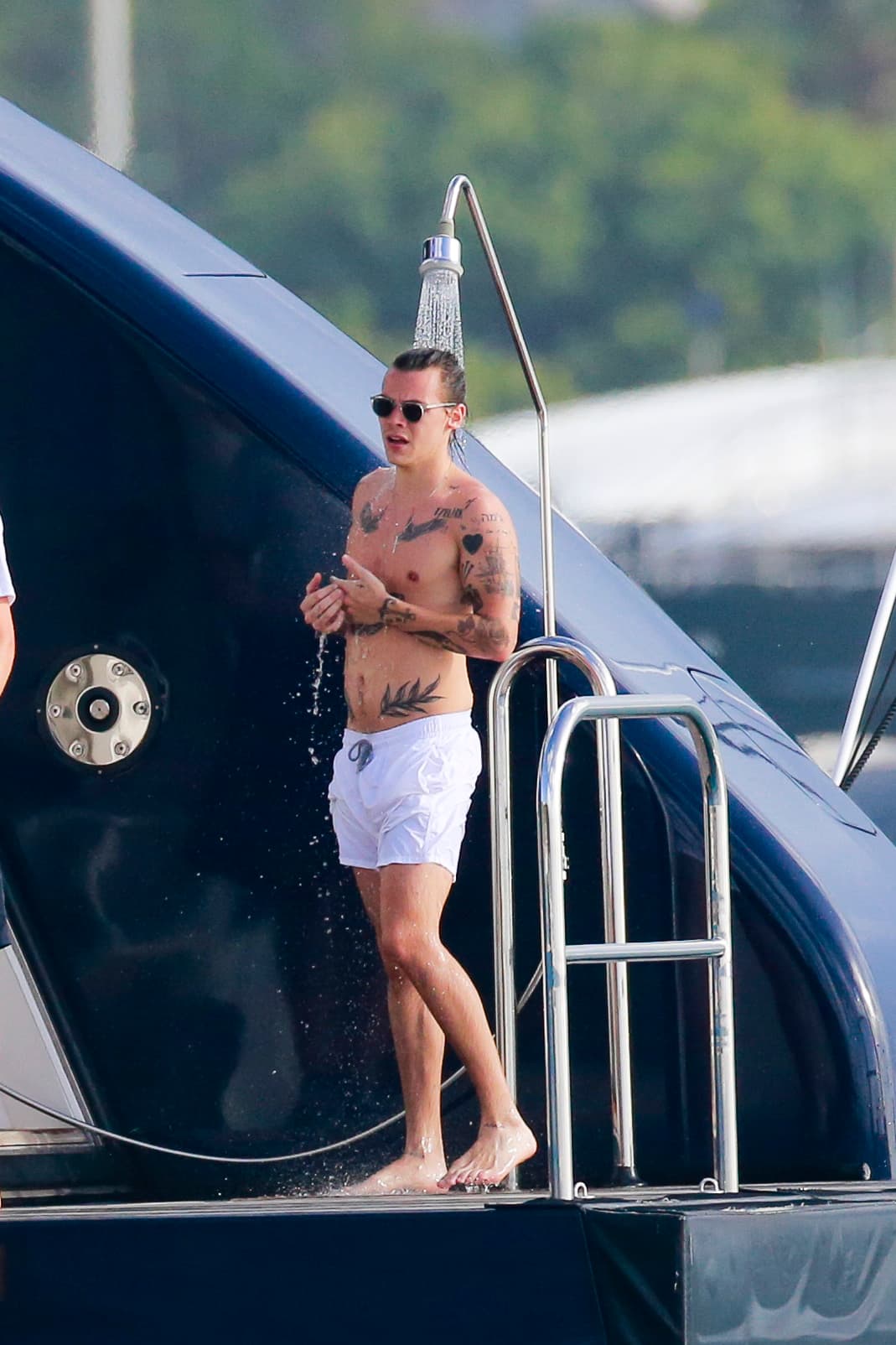 Por momentos, Harry se noltaba un poco impaciente.