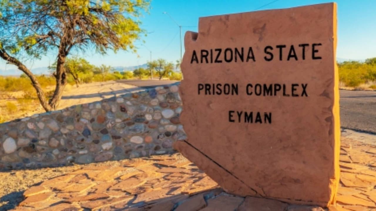 Pelea entre pandillas en prisión Eyman deja varios reclusos heridos, uno de ellos en estado crítico