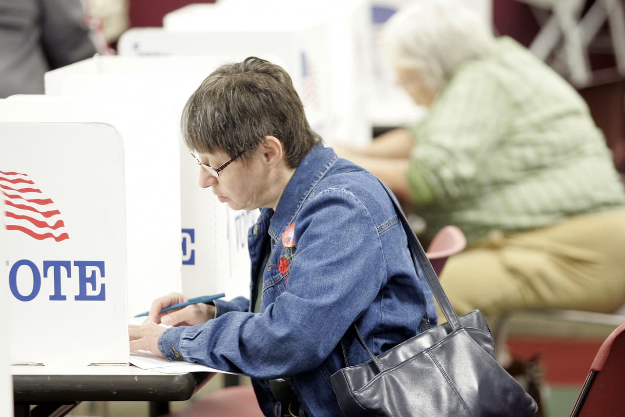 <a href="https://nam04.safelinks.protection.outlook.com/?url=https%3A%2F%2Fu7061146.ct.sendgrid.net%2Fls%2Fclick%3Fupn%3Dmpkt3et7aBhE1y7FXZskzhL4wDKbdcX-2FL-2BAhpHlj-2Fofn9pqU8wZjLkF4qTcRMiJCtrsrm8L242zCkyAjxPecRwAUMMnD5jcAuMd43q7y-2FhObdWLGr06vb2JrkSf6neIW9fvM4teblpH3O9Ln4JxqNg-3D-3D3IHe_bCw6Pu-2F0AED53q04SgIGJHjAHzBcqmq84bRYZNLUEbq2tn6Zr-2Fo-2B8Gt277d9L1e7G-2FaSwWoER1o8psg7Gbvf5SQxugAAra9z-2B3rSZN08oxJ72e1pSX0Y272zJbl3CAfo9I2cmKwO4FII7M0bq-2BeqevPnWgdj5JqHkVWVd9STXcKV9Ljt9cLsLsThT8EOlB94shrd3eNRCD-2BvFssNyUeQ5h2bsoQdsS1wMPqr6hATqVGY9HkKG9lfS92bR7nk-2BLm5KK38YcRUViw7J7SZQEPjIStS45e9Qe-2BPJGFsAfKegcifaKW6-2FR2R65dmi7dOlAgO-2FIxvsPGmJeB1rLqXLvHQpWximRqGsGDSJQByTW1U-2F2jfplFMGBguYfs8foPXt-2BvA&data=02%7C01%7Cjviloriabujosa%40univision.net%7C40d8acbe515d4823175108d86f6f8b34%7C91ff98f7aa664cf39617b5c4f409c51d%7C0%7C0%7C637381872237164219&sdata=iBUhMAOjOOO0wYPcPV4iRViwM7MGZS%2BcOT945AALyxM%3D&reserved=0">Lake Lynn Community Center</a>, 7921 Ray Road, Raleigh