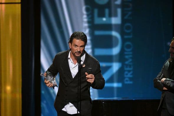 Con toda la emoción a flor de piel, Ricardo tomó el micrófono.