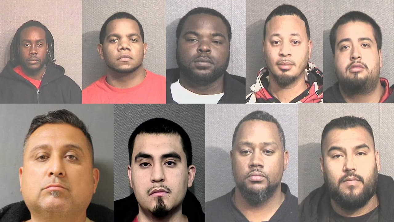 Arrestan a nueve miembros de club de autos por presunta participación en cierre de carreteras 