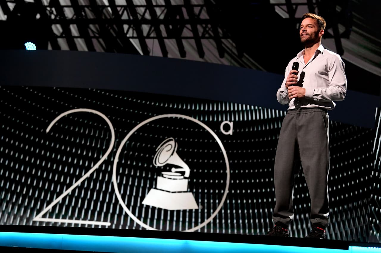 Día 2 - Ricky Martin, quien debutará como conductor, durante los ensayos para la ceremonia de Latin GRAMMY en el MGM Grand Hotel & Casino en Las Vegas, Nevada.