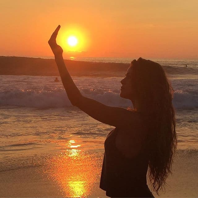 Así que no le pierdas la pista a esta sensual actriz y síguela en el gran final de "Un Camino Hacia El Destino".