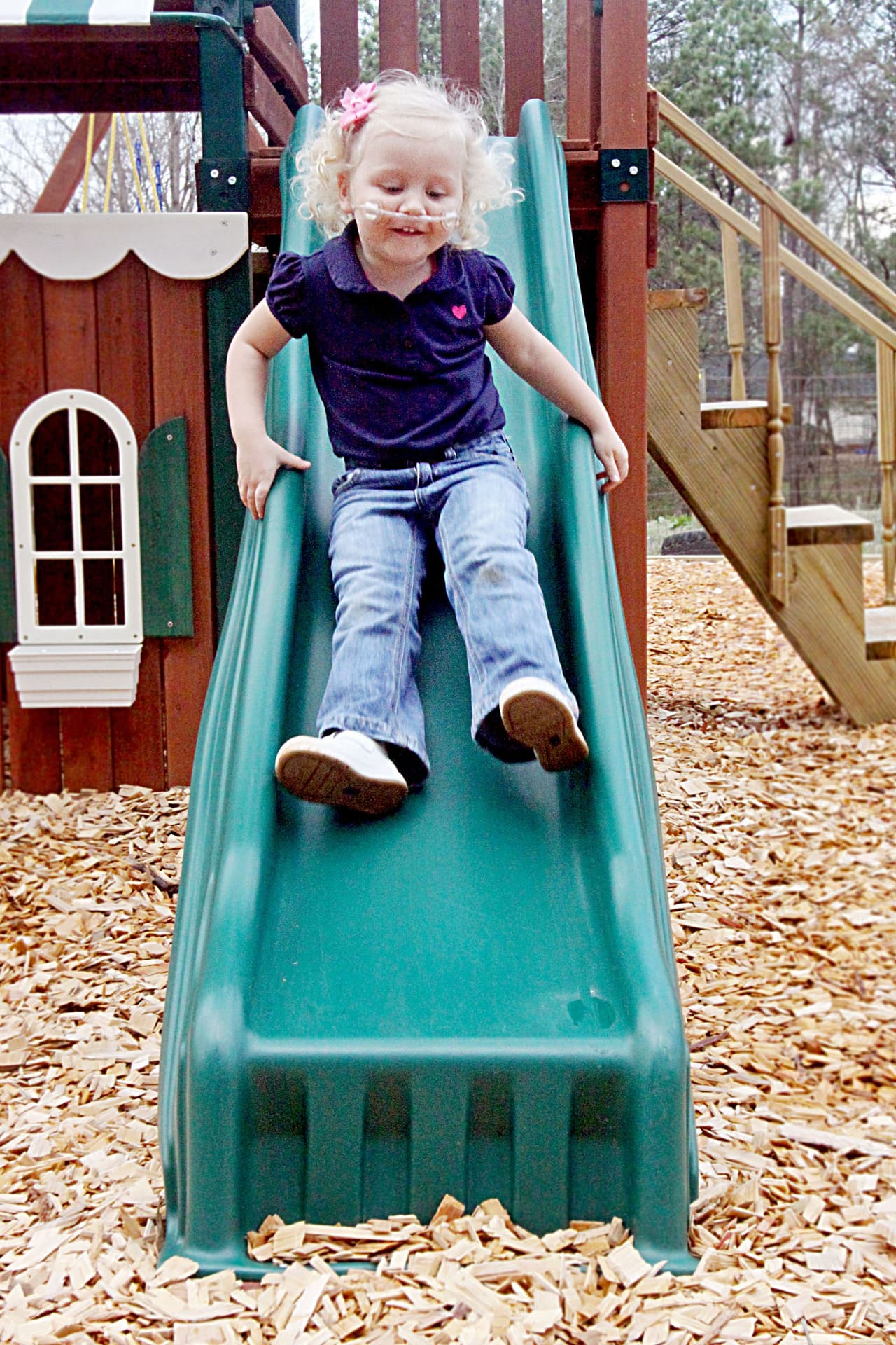 La familia de Alida se mudó 2 mil millas para que ella pudiera ser ayudada.