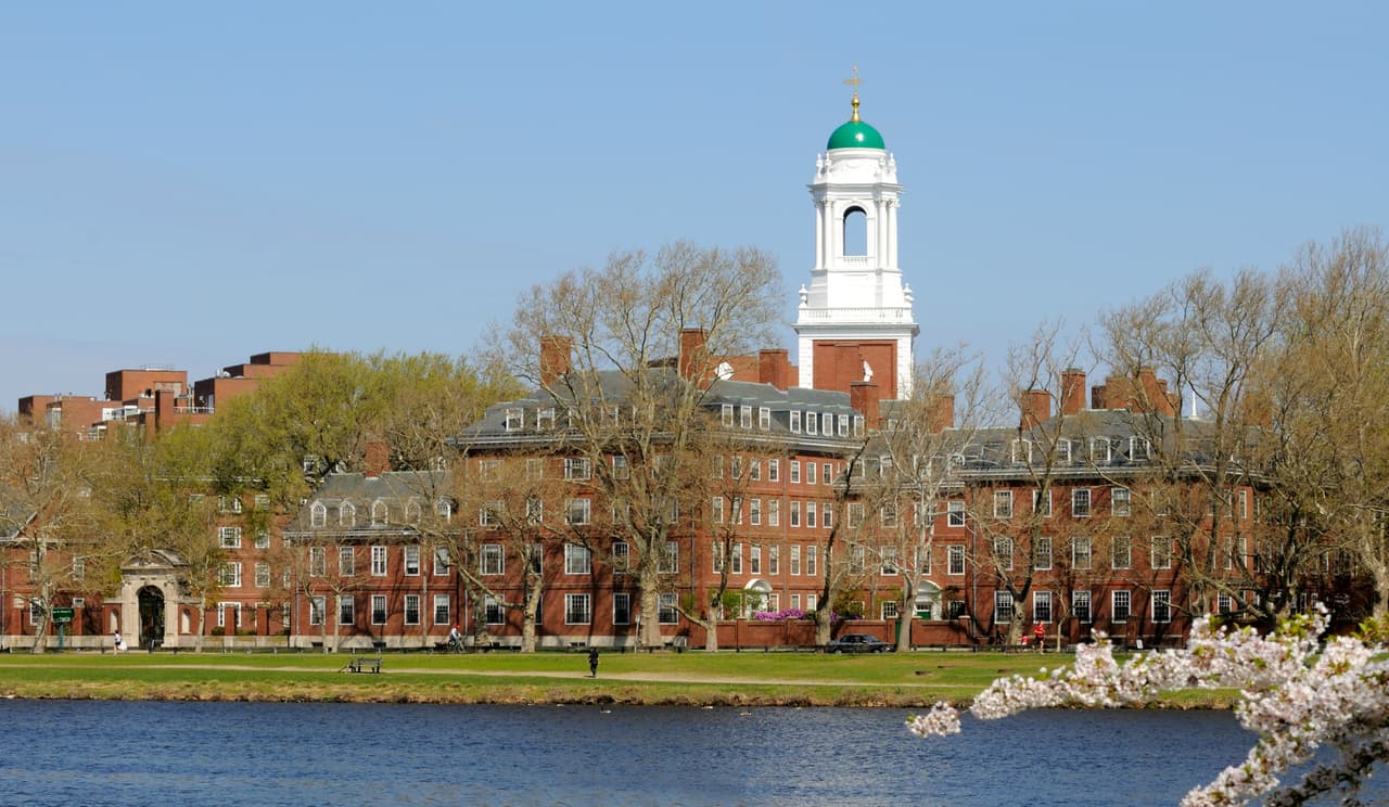 Por qué el plan republicano de cobrarle impuestos a los fondos universitarios no sería ni justo ni efectivo 