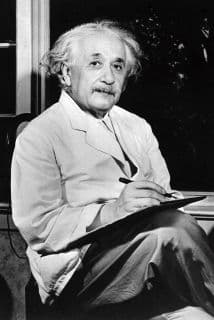 Aquí te compartimos las citas más populares del científico.