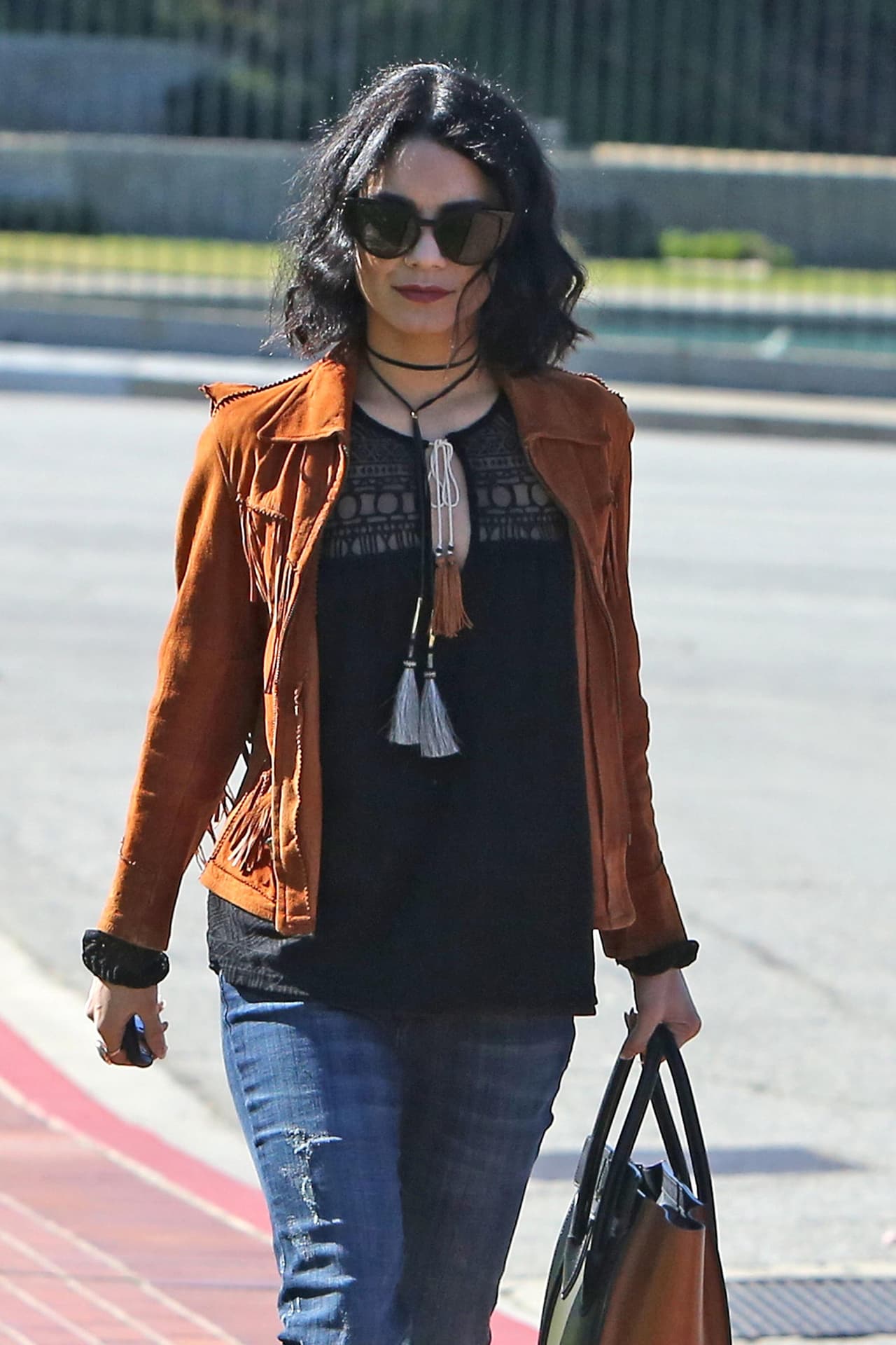 A pesar de su pérdida, Vanessa actuó el domingo en el musical en vivo 'Grease'.