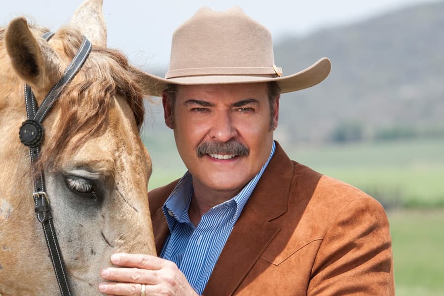 César Évora interpreta a Victoriano en 'Las Amazonas'.