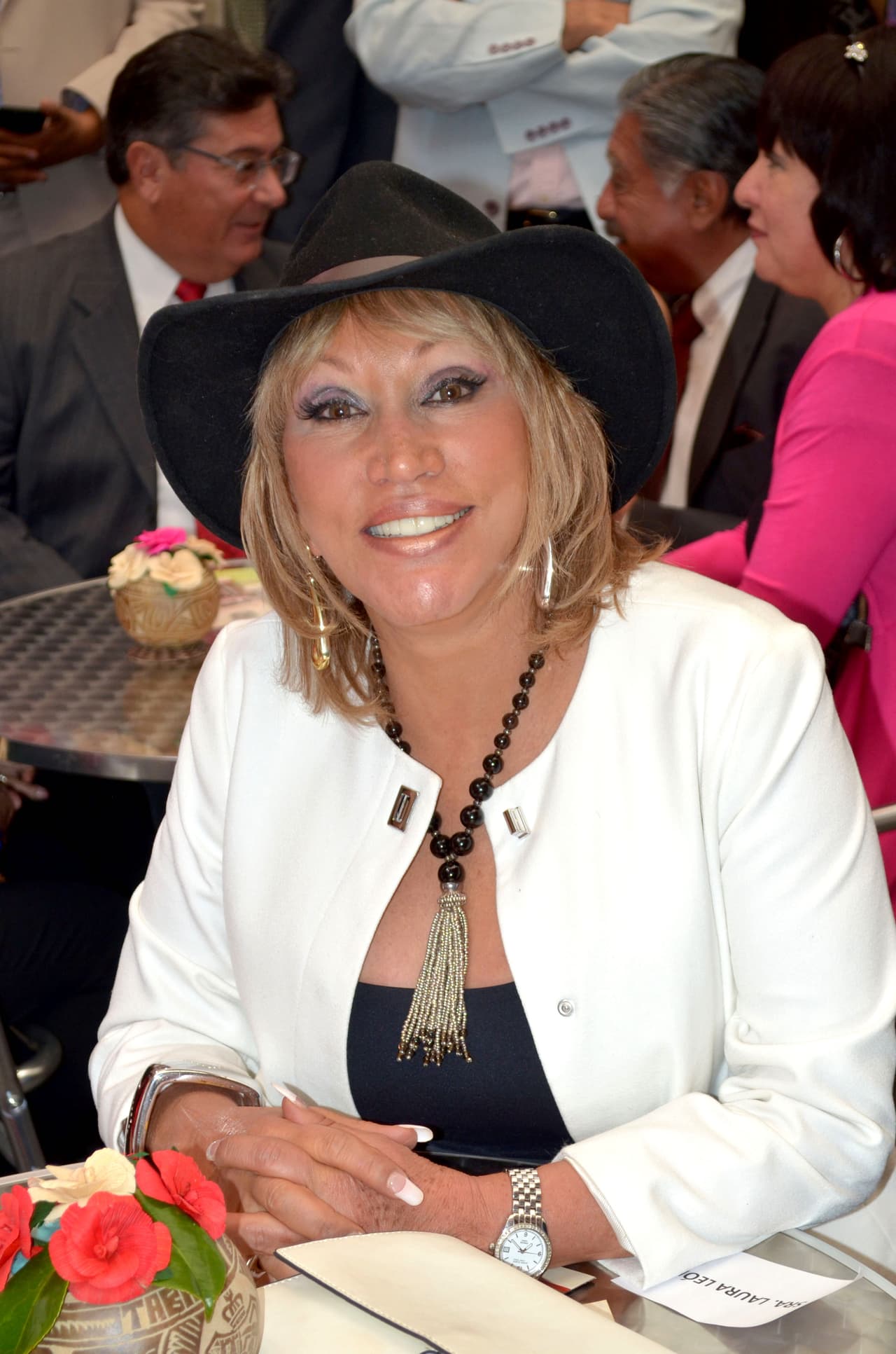 Laura León "La Tesorito" en la inauguración de la Casa de Tabasco en México